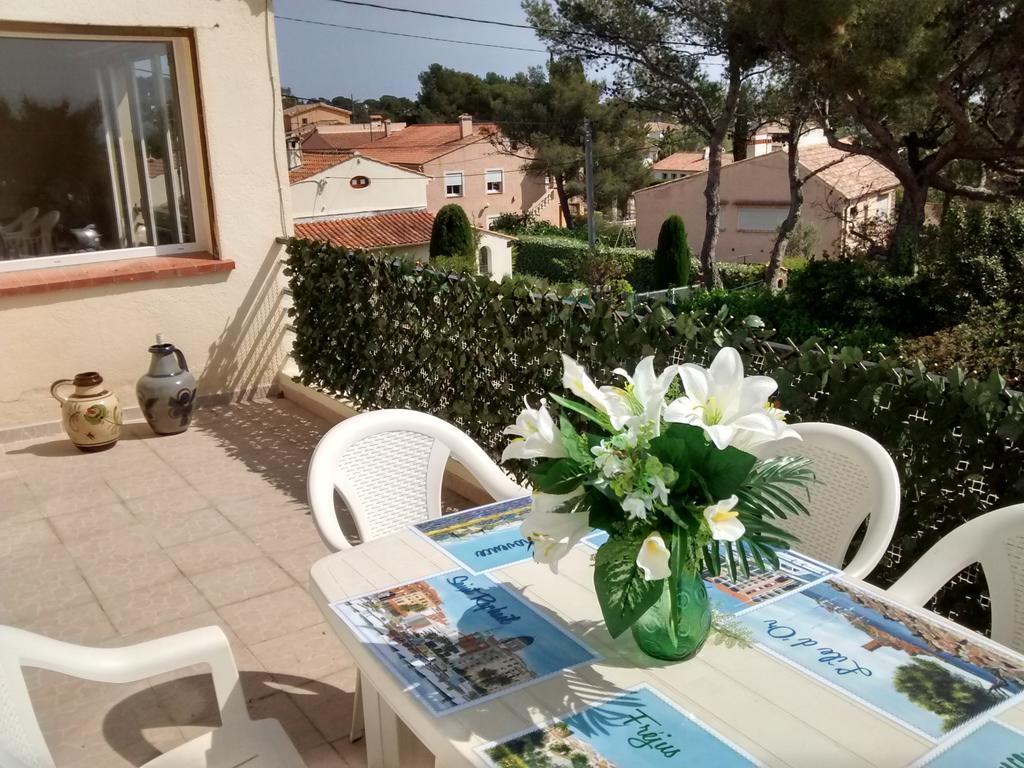 Villa Veronique Saint-Raphaël Esterno foto